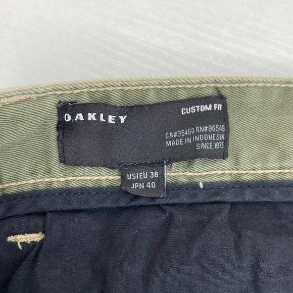 Oakley Khaki Pants Custom Fit Flat Front Men's 38 New w/out Tags - Picture 3 of 7